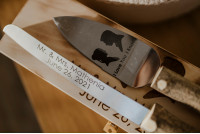 Serveur de gâteau de mariage personnalisé avec gravure et ensemble de couteaux