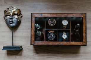 Wood box 4 watches